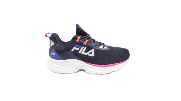 Tênis de Corrida Feminino Fila Racer For All,o modelo possui um cabedal produzido com material respirável proporcionando para o usuário maior comodidade, seu solado e produzido em um bloco único de EVA oque oferece maior amortecimento em suas corrida, seu estilo esportivo agrega valor e deixa o seu visual autentico e despojado .